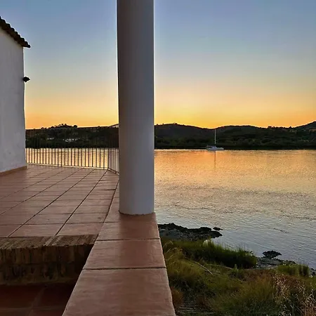 Hacienda De La Cruz *
